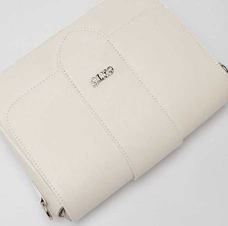Borsa-a-tracolla-Sandra-Cadet-in-pelle-Extè---SANDRACADET