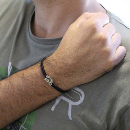 Bracciale sagola nera uomo con centrale sardegna e bottone argento