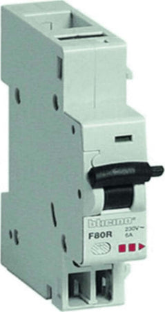 BTICINO---CONTATTO-AUSILIARIO-CON-1-CONTATTO-DI-SCATTO-RELE'---1NO/NC---1-modulo-DIN