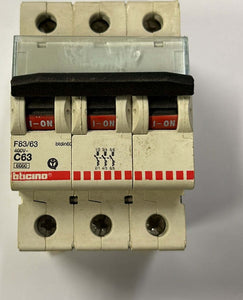BTICINO---INTERUTTORE-AUTOMATICO-MAGNETOTERMICO***
