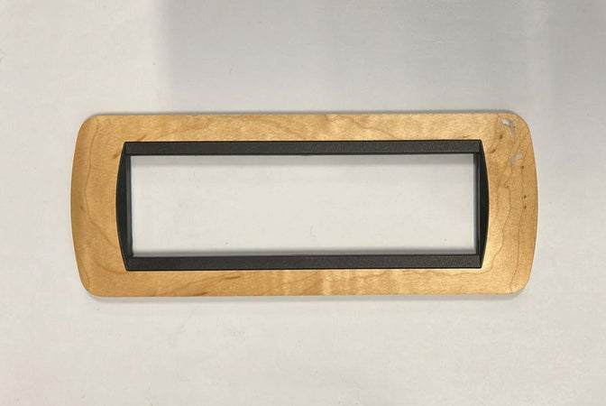 BTICINO---PLACCA-7-MODULI-IN-LEGNO-DI-ACERO-L4807LAR