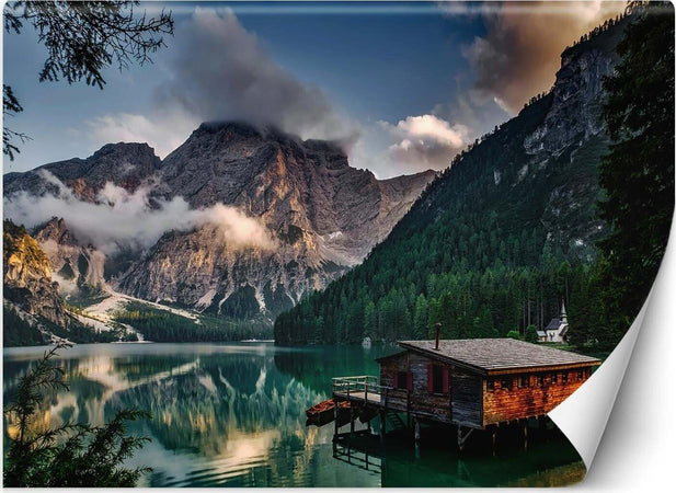 Carta-Da-Parati,-Cottage-su-un-lago-di-montagna