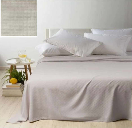 Cavalieri Elegante Copriletto Matrimoniale 260x260 Clara Cotone Jacquard Tinta Unita Casa e cucina/Tessili per la casa/Biancheria da letto/Copriletti La Bottega del Risparmio - Bari, Commerciovirtuoso.it