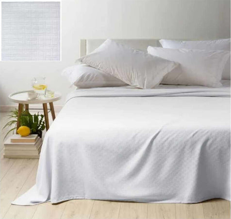 Cavalieri Elegante Copriletto Matrimoniale 260x260 Clara Cotone Jacquard Tinta Unita Casa e cucina/Tessili per la casa/Biancheria da letto/Copriletti La Bottega del Risparmio - Bari, Commerciovirtuoso.it
