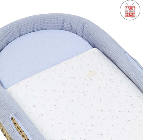 Cestone Palma Foderato Une Sky Azzurro 39X80X25 Cm Casa e cucina/Arredamento/Cameretta bambini/Lettini per neonati e bambini/Culle/Culla da trasporto La Casa Del Bebè - Napoli, Commerciovirtuoso.it
