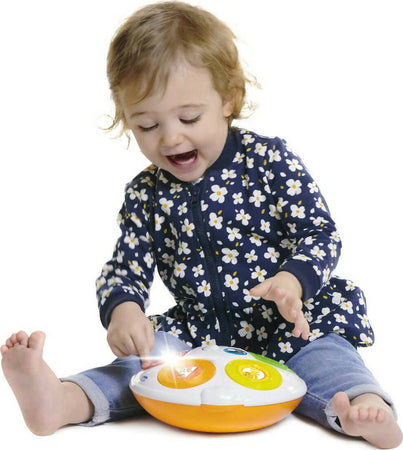 Chicco - Gioco Donatello Il Tamburello, Tamburo Armonico Educativo, Pulsanti Luminosi Con Canzoni, 2 Modalità Di Gioco, Giochi Musicali Per Bambini 6-36 Mesi Giochi e giocattoli/Giochi educativi e scientifici/Elettronica Sanitaria Gioia del Bimbo - Villa San Giovanni, Commerciovirtuoso.it