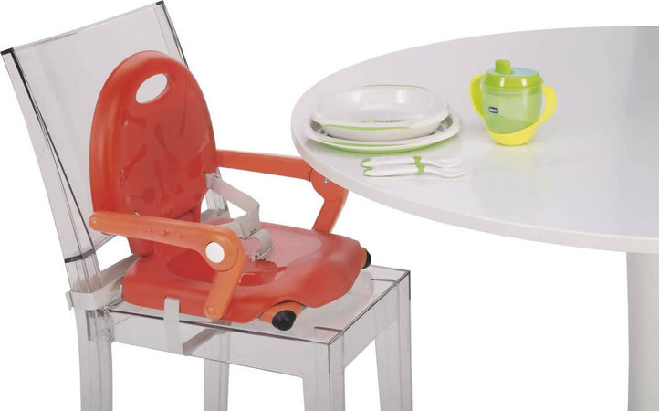 CHICCO Pocket Snack Rialzo Sedia per Bambini 6 Mesi - 3 Anni (15 kg), Seggiolino Pappa Alzasedia da Tavolo Portatile e Regolabile, con Chiusura Compatta e Vassoio Rimovibile - vari colori, saffron, giallo, dark grey, grigio, violetta, sage, rossa, verde Prima infanzia/Allattamento e pappa/Seggioloni sedili e accessori/Rialzi sedia Sanitaria Gioia del Bimbo - Villa San Giovanni, Commerciovirtuoso.it