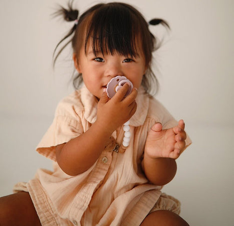 Ciuccio-FRIGG-Daisy-Scarlet-Latex