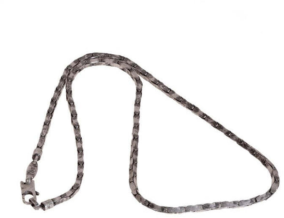 Collana in argento invecchiato modello vintage