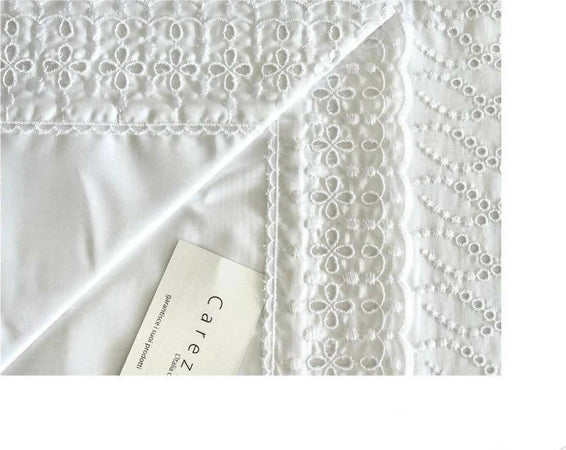 Completo Letto Matrimoniale In Puro Cotone Con Elegante Lavorazione Pizzo San Gallo Articolo Margherita By Carezze Ricami Casa e cucina/Tessili per la casa/Biancheria per la cameretta/Lenzuola e federe/Set di lenzuola e federe Puleo Casa - Palermo, Commerciovirtuoso.it