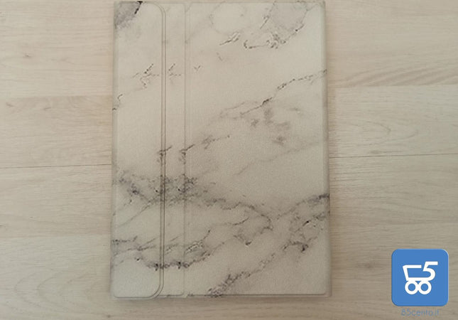 Custodia con Tastiera per iPad 10.8 2020 Effetto Marmo Layout US con Adesivi Italiani