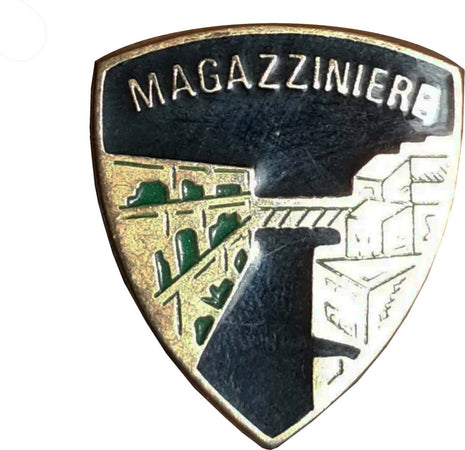 Distintivo Di Specialità “Magazziniere” In Metallo Distintivo Italiano 3cm Sport e tempo libero/Fan Shop/Cimeli sportivi/Spille e bottoni Il Distintivo - Pesaro, Commerciovirtuoso.it