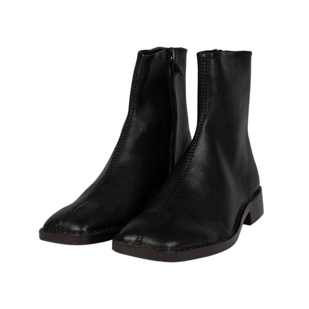 LEMAIRE Piped Zipped Boots in Black da uomo