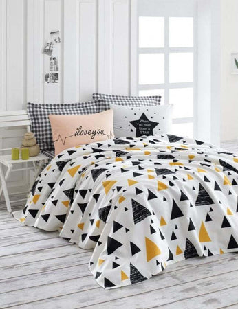 EPONJI PARURE COPRIPIUMINO ILOVE NERO GIALLO Casa e cucina/Tessili per la casa/Biancheria da letto/Copripiumini e set da letto/Copripiumini Scontolo.net - Potenza, Commerciovirtuoso.it