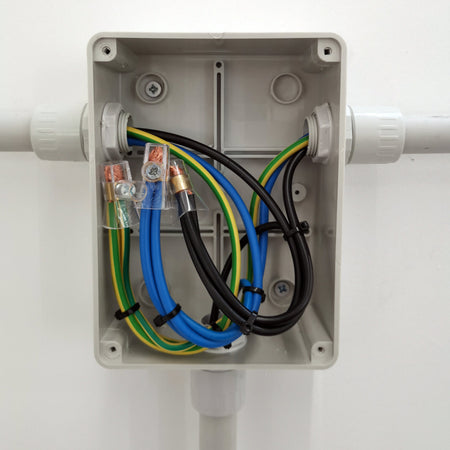 Morsetti a stecche con cappuccio unipolari per collegamento cavi elettrici trasparenti