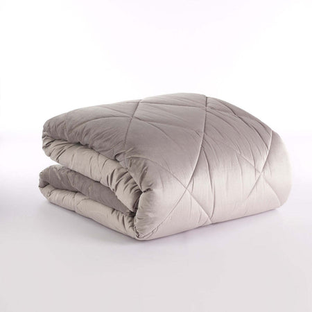 ESTELLA TRAPUNTA MATRIMONIALE IN VELLUTO A TINTA UNITA.