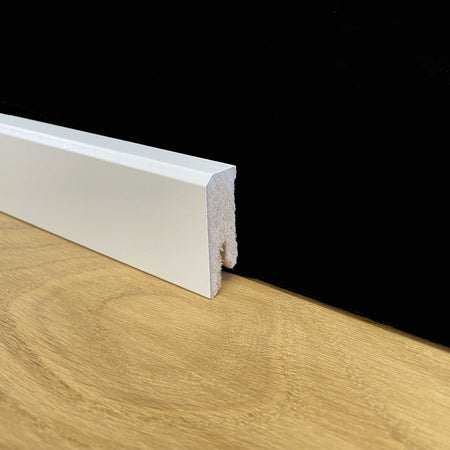 96ml di BATTISCOPA ZOCCOLINO SQUADRATO BASSO in FIBRA DI LEGNO 40X15 BIANCO - Eternal Parquet