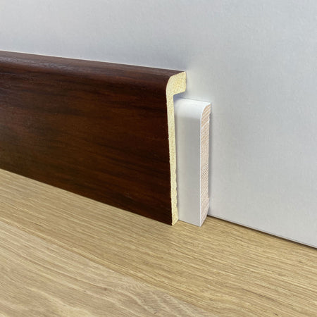 Battiscopa Coprimarmo copribattiscopa in Duropolimero Polistrutturato 100x25 effetto legno o bianco Eternal Parquet