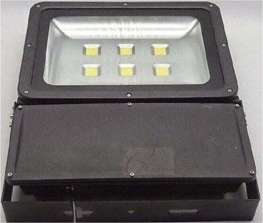 Faro Faretto Led 300w Da Esterno Luce Bianco Freddo Alta Dissipazione Waterproof Illuminazione/Illuminazione per esterni/Proiettori Trade Shop italia - Napoli, Commerciovirtuoso.it