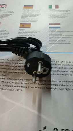 Faro-LED-smd-100W-200W-400W-500W-Faretto-slim-Luce-fredda-6500k-90lm/w-IP66