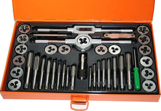 FILIERA 40 PZ FILIERE MASCHI E FEMMINE X FILETTATURA FERRO IN VALIGETTA Fai da te/Utensili elettrici e a mano/Utensili a mano/Maschi e filiere/Set Trade Shop italia - Napoli, Commerciovirtuoso.it