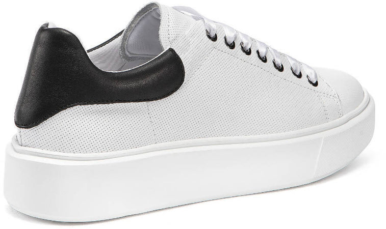 Frau Sneakers Donna pelle micro-traforata Lacci e Sola in Gomma Made In Italy Scarpa Sportiva Leggera Made in italy