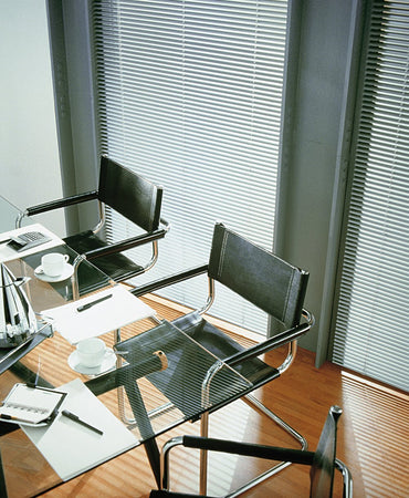 GARDINIA-Veneziana-in-alluminio,-Visibilit