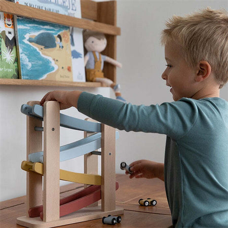 Gioco Scivolo con Macchinine Little Dutch P&N_Wooden Race Track FSC in Legno Giochi e giocattoli/Personaggi giocattolo/Edifici e scenari/Piste da corsa La Casa Del Bebè - Napoli, Commerciovirtuoso.it
