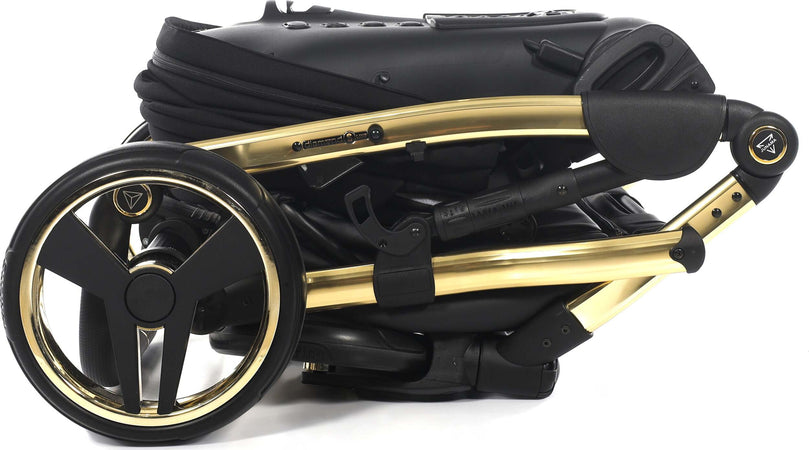 Junama Diamond Exclusive 2.0 3 in 1 Black/Black Telaio e Dettagli Oro Giallo Prima infanzia/Passeggini carrozzine e accessori/Passeggini e carrozzine/Sistemi modulari La Casa Del Bebè - Napoli, Commerciovirtuoso.it
