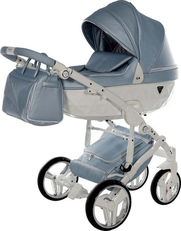 Junama Fluo Italy 3 in 1 Ecopelle Blue/Telaio White Prima infanzia/Passeggini carrozzine e accessori/Passeggini e carrozzine/Sistemi modulari La Casa Del Bebè - Napoli, Commerciovirtuoso.it
