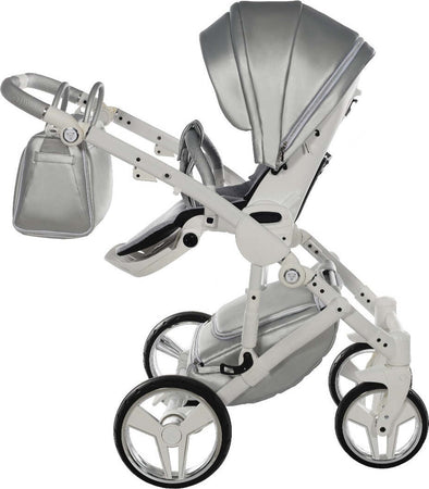 Junama Fluo Italy 3 in 1 Ecopelle Silver/Telaio White Prima infanzia/Passeggini carrozzine e accessori/Passeggini e carrozzine/Sistemi modulari La Casa Del Bebè - Napoli, Commerciovirtuoso.it
