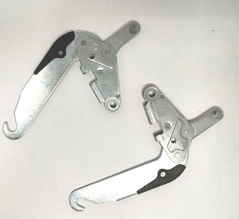 KIT CERNIERA DX E SX PORTA LAVASTOVIGLIE HOTPOINT ARISTON INDESIT ORIGINALE C00636775 Casa e cucina/Grandi elettrodomestici/Accessori e parti di ricambio/Ricambi e accessori per lavastoviglie/Molle per sportelli per lavastoviglie Rossi Ricambi - Venetico Marina, Commerciovirtuoso.it