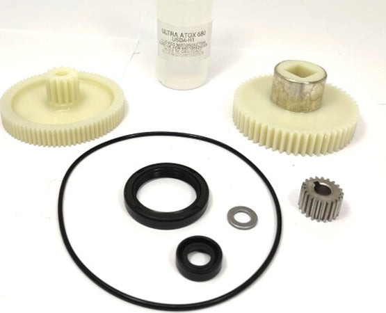 KIT MANUTENZIONE MOTORIDUTTORE REBER N° 3 OLIO GUARNIZIONI INGRANAGGI PARAOLIO KIT1003 Casa e cucina/Elettrodomestici per la cucina/Accessori e parti di ricambio/Parti di ricambio per passapomodoro e accessori Rossi Ricambi - Venetico Marina, Commerciovirtuoso.it