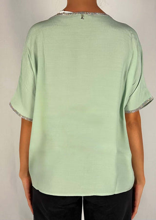 Kocca-Blusa-A-Maniche-Corte-Con-Rifiniture-Brillanti-Drultok-Verde-Polvere-Donna