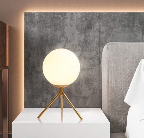 Lampada-Da-Tavolo-1-Sfera-In-Vetro-Lume-Supporto-Treppiedi-Abat-Jour-Bronzo-D35-Universo