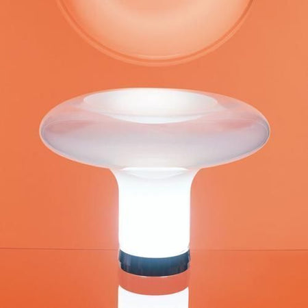 Lampada da tavolo Artemide Lesbo