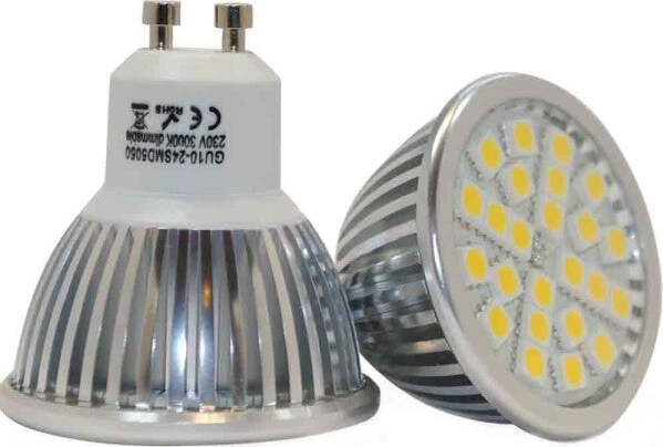 Lampadina-Faretto-A-Led-Dicroica-Faretto-Gu10-8-Watt-2700k-Luce-Bianco-Caldo