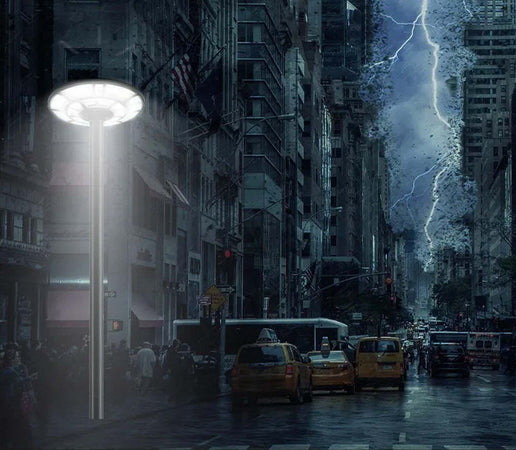 LAMPIONE-SOLARE-Luce-LED-2000W-UFO-Sensore-di-MOVIMENTO-E-CREPUSCOLARE-IP66