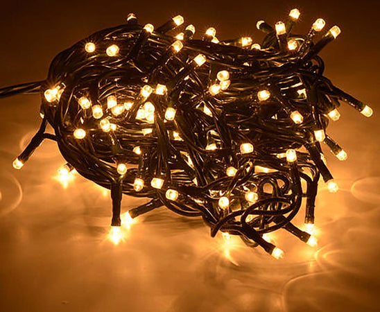 Luci di natale catena luminosa con 77 led, luce calda, cavo verde, 7 m Casa e cucina/Decorazioni per interni/Addobbi e decorazioni per ricorrenze/Decorazioni natalizie/Luci natalizie/Catene luminose per interni MagiediNatale.it - Altamura, Commerciovirtuoso.it