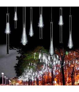 Luci Di Natale Esterno Natalizi Led Effetto Pioggia Stella Cadente Bianco Freddo