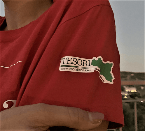 T-shirt Siciliana Unisex Rossa "Camaffari"?
