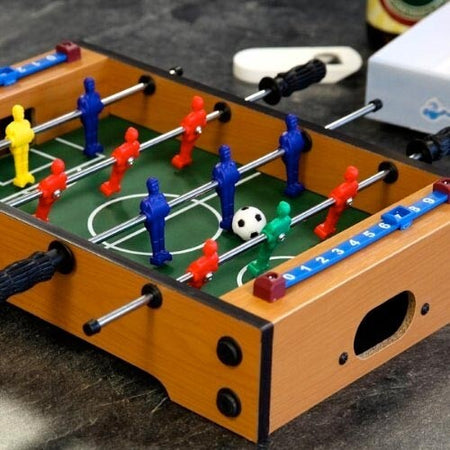 Mini Calcetto Da Tavolo Struttura In Legno E Sagome In Plastica Pallina Inclusa Giochi e giocattoli/Giochi da tavola di società e accessori/Videogiochi Arcade e da tavola/Calcio balilla Trade Shop italia - Napoli, Commerciovirtuoso.it