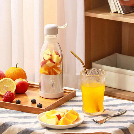 Mini Frullatore Portatile Ricaricabile Usb Bottiglia 380 Ml Per Viaggi, Ufficio Casa e cucina/Elettrodomestici per la cucina/Robot da cucina frullatori e impastatrici/Frullatori/Tritatutto e mini frullatori Trade Shop italia - Napoli, Commerciovirtuoso.it