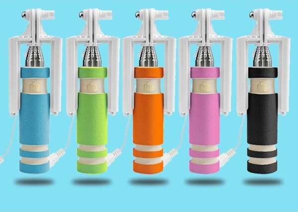 Mini Monopiede Telescopico Selfie Stick Smartphone Pieghevole Con Cavo Jack Elettronica/Cellulari e accessori/Accessori/Accessori per foto e video/Bastoni Selfie Trade Shop italia - Napoli, Commerciovirtuoso.it
