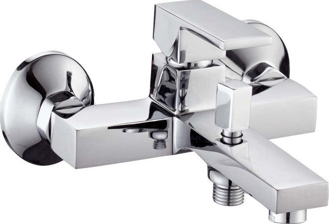 Miscelatore Esterno Vasca Con Deviatore Rubinetto Monocomando Cromato Fai da te/Attrezzature per cucine e bagni/Attrezzature per bagni/Rubinetti per docce e vasche da bagno e parti/Rubinetti per vasca Ogomondo - Martina Franca, Commerciovirtuoso.it