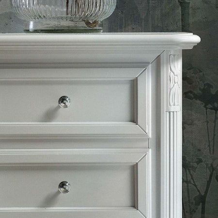 MOBILI-2G---GRUPPO-1-CASSETTIERA-RIBALTA-2-COMODINI-INTARSIATI-IN-LEGNO-MASSELLO-BIANCO