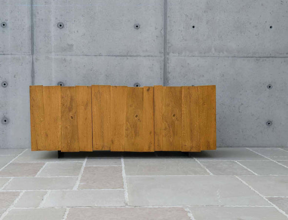 MOBILI-2G---MADIA-CREDENZA-3-ANTE-BATTENTI-IN-ROVERE-NODATO-PIEDINI-IN-FERRO-L.198-P.50-H.81
