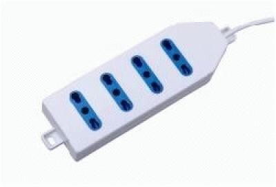 Multipresa bipasso con cavo e spina 10/16 A 4 uscite bivalenti in linea