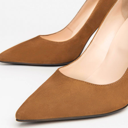 Nerogiardini Donna Dècollettè in Camoscio Color Malto Scarpe Tacco Fondo in Gomma E Tacco a Spillo Di 7,5 Cm Collezione Autunno Inverno 2022-2023