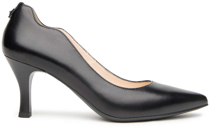 Nerogiardini Donna Dècollettè In Pelle Nera Scarpe Con Tacco Classiche Fondo In Gomma E Tacco A Spillo Di 7,5 Cm Collezione Autunno - Inverno 2023-2024